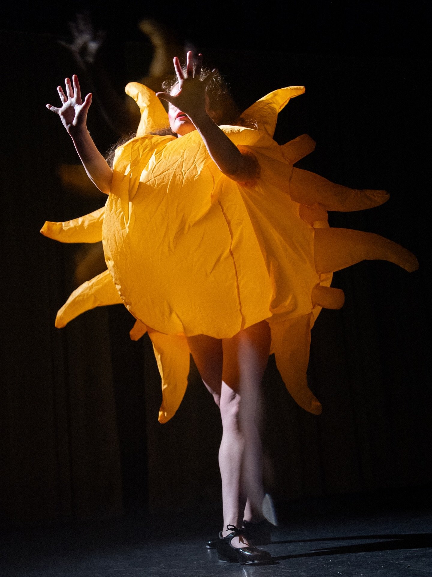 Light Labor | 2nd Best Dance Company
@2ndbestdance 
April 2026

Photos by Stepan Liubimov @stepan_liubimov