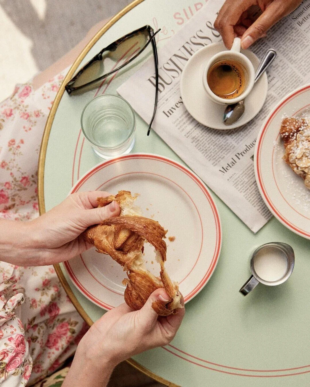 Twist, fold and enjoy ★ VIENNOISERIES ★ Tailored to fit every taste. Join us every weekend for brunch from 10 AM 'til 2:30PM.#LESUPRÊMEDETROIT
