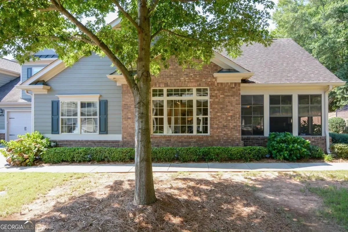 4715 Flycatcher Dr, Alpharetta, GA 30004
