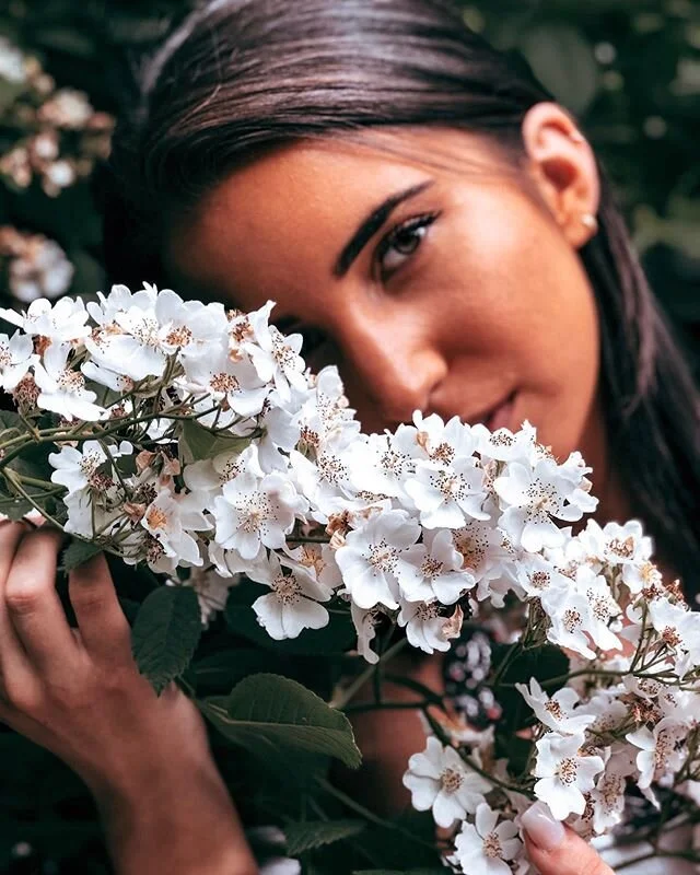 👓Our world consists of what we CHOOSE to see👓
If you&rsquo;re stuck in a negative cycle, shift your perspective to acknowledging the simple things you&rsquo;re grateful for. Sometimes, if we are not feeling positive, it is our job to manually add p