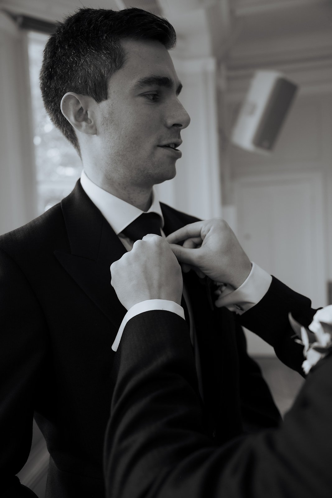 Groom tie.Winchester House, London. Images by Wildheart Photographer, London Wedding Photographer