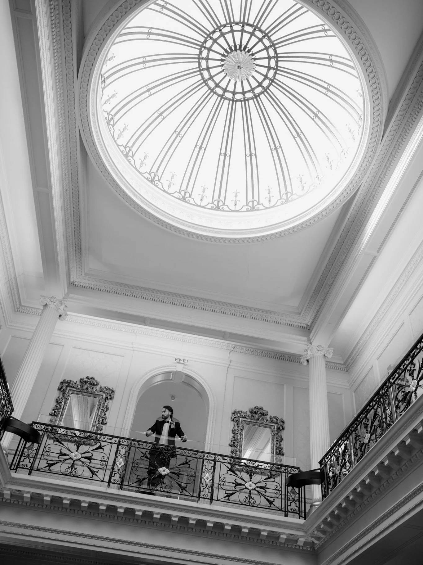 HEDSOR HOUSE, YOU DID NOT DISAPPOINT. 🤍

What a venue.

I&rsquo;ve wanted to shoot at Hedsor House for a while, and it was every bit as beautiful as I imagined. Such an incredible space to photograph, with endless backdrops and details everywhere yo