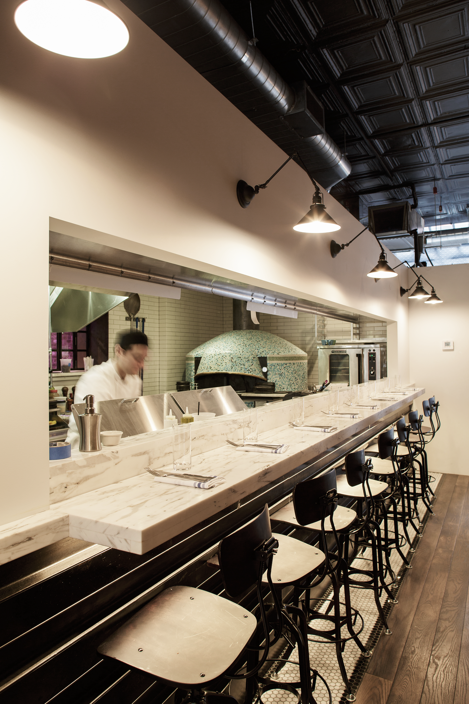 Kitchen Bar.png