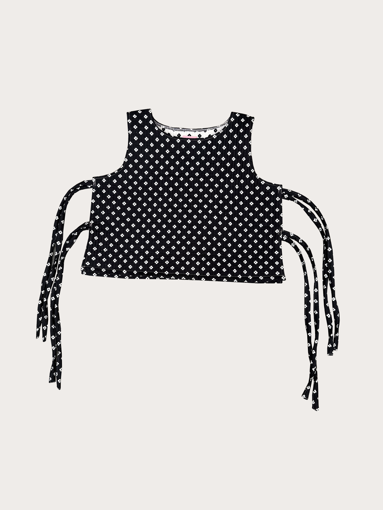 BLACK WHITE FLORAL QUILT VEST.png