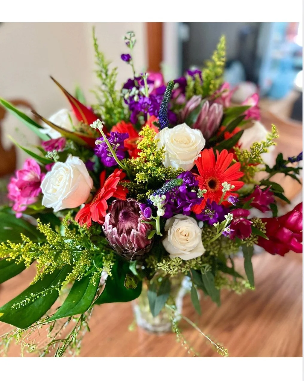 "Posie Portrait"

This posie was a slow, mindful creation, honoring the rhythm of its own becoming. I challenged myself to use colors and flowers I don't always use, allowing my intuition to guide me. Flowers are such patient teachers. They