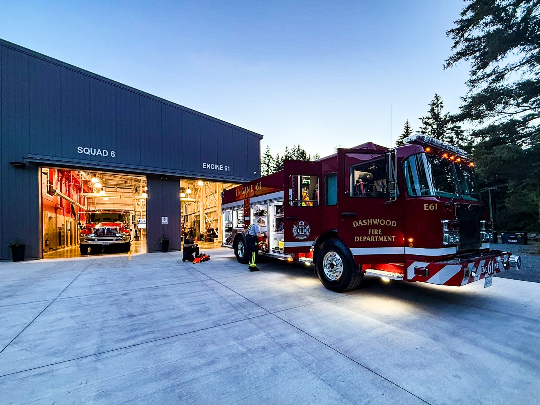 Apparatus bay - night 2.jpg