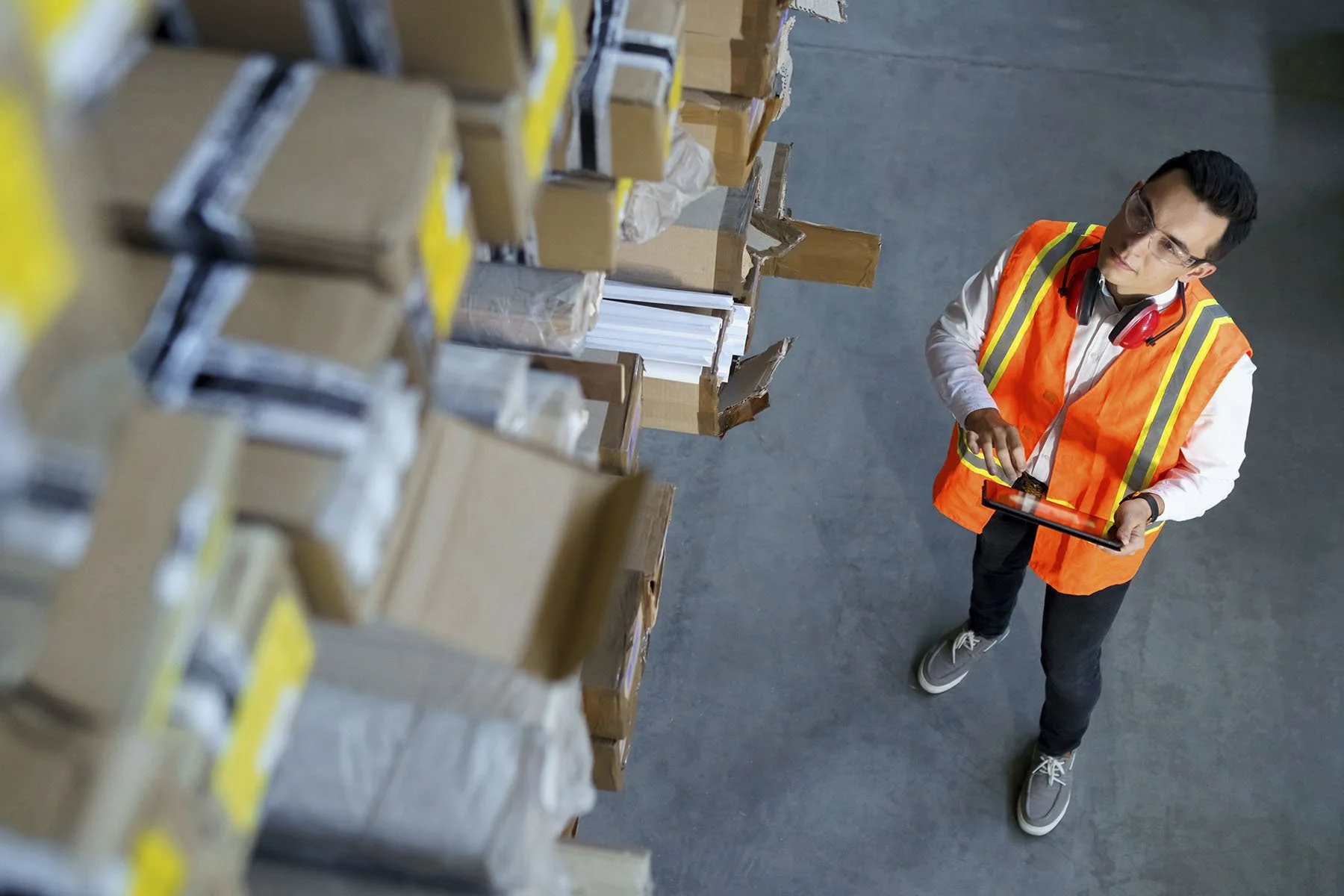 Calculating stock costs: the 'r' of interest, space and risk