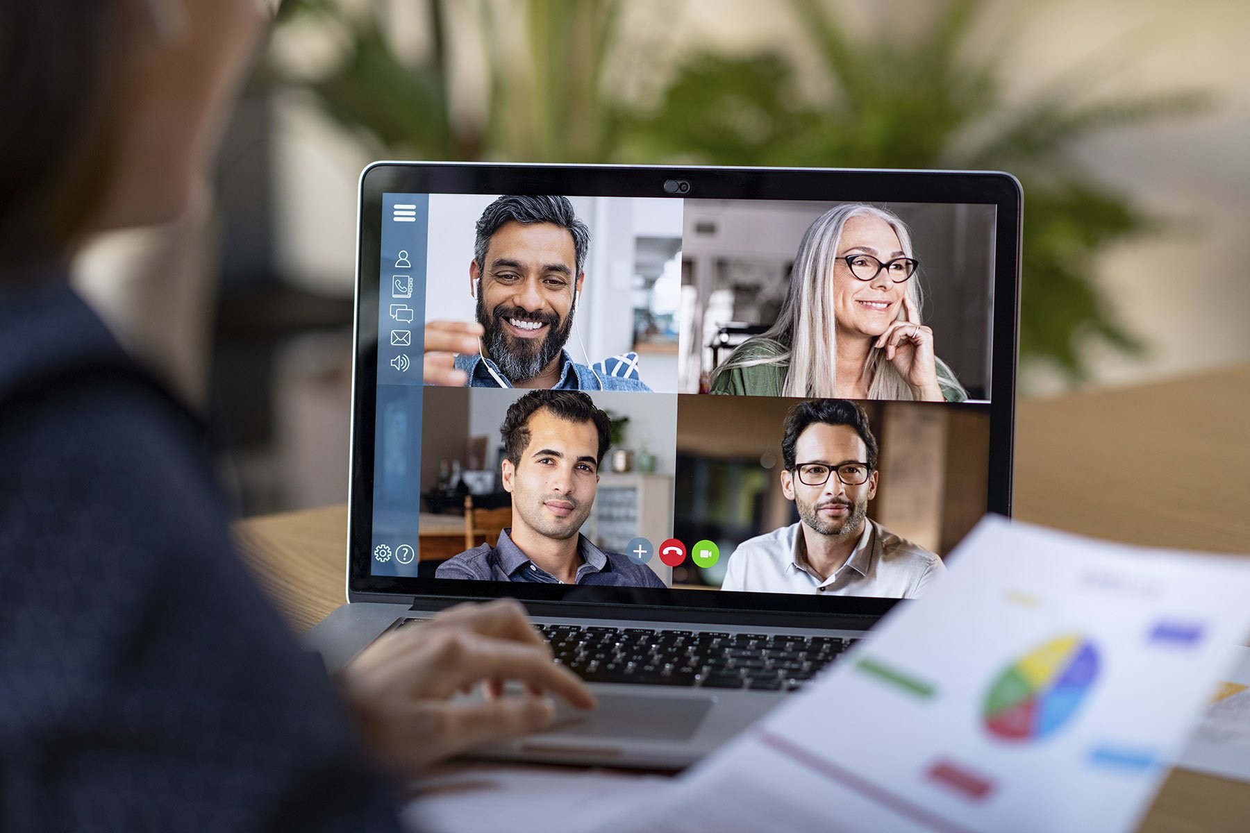 Netwerken in de digitale wereld: is fysiek contact nog steeds nodig?