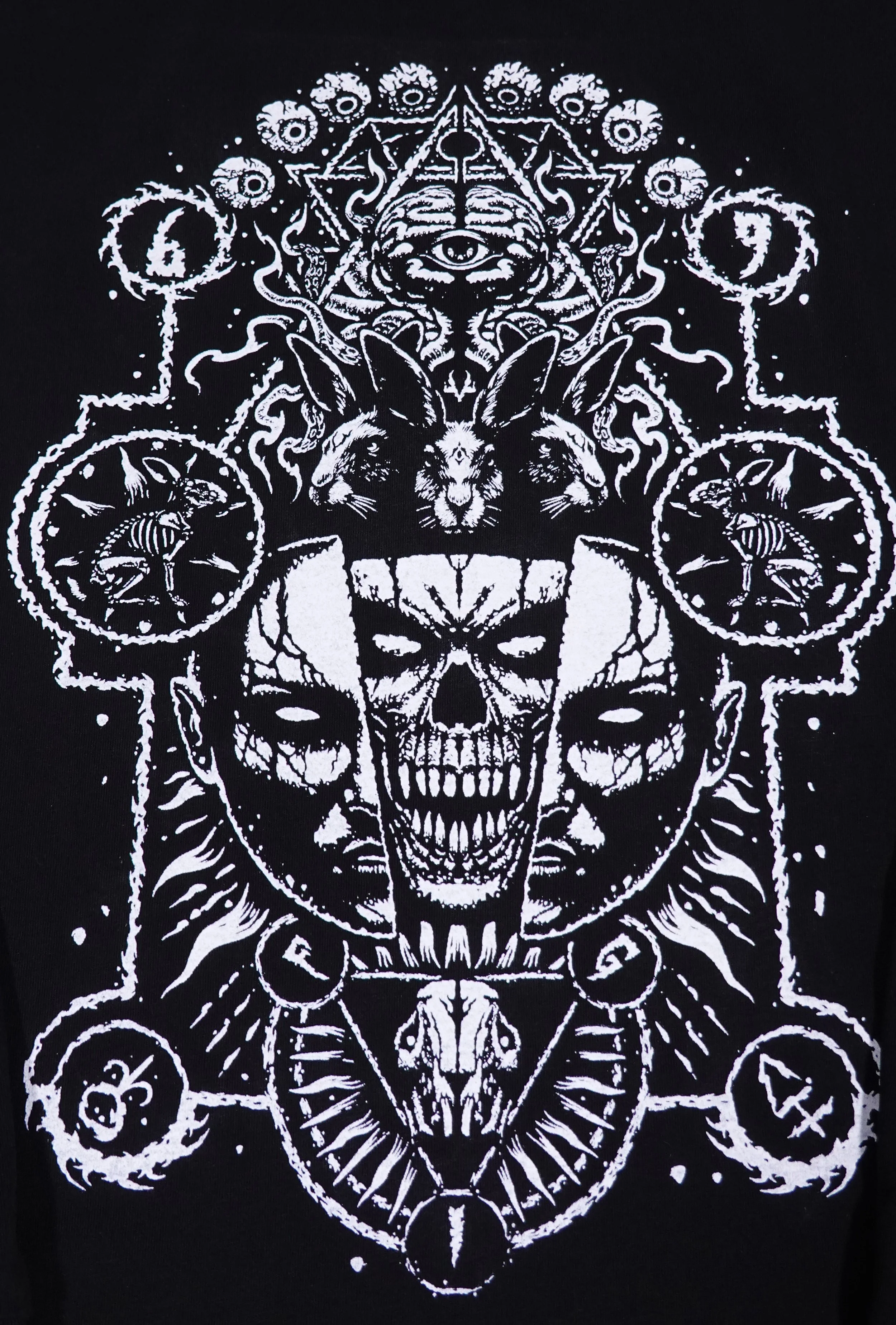 Longsleeve front close up.jpg