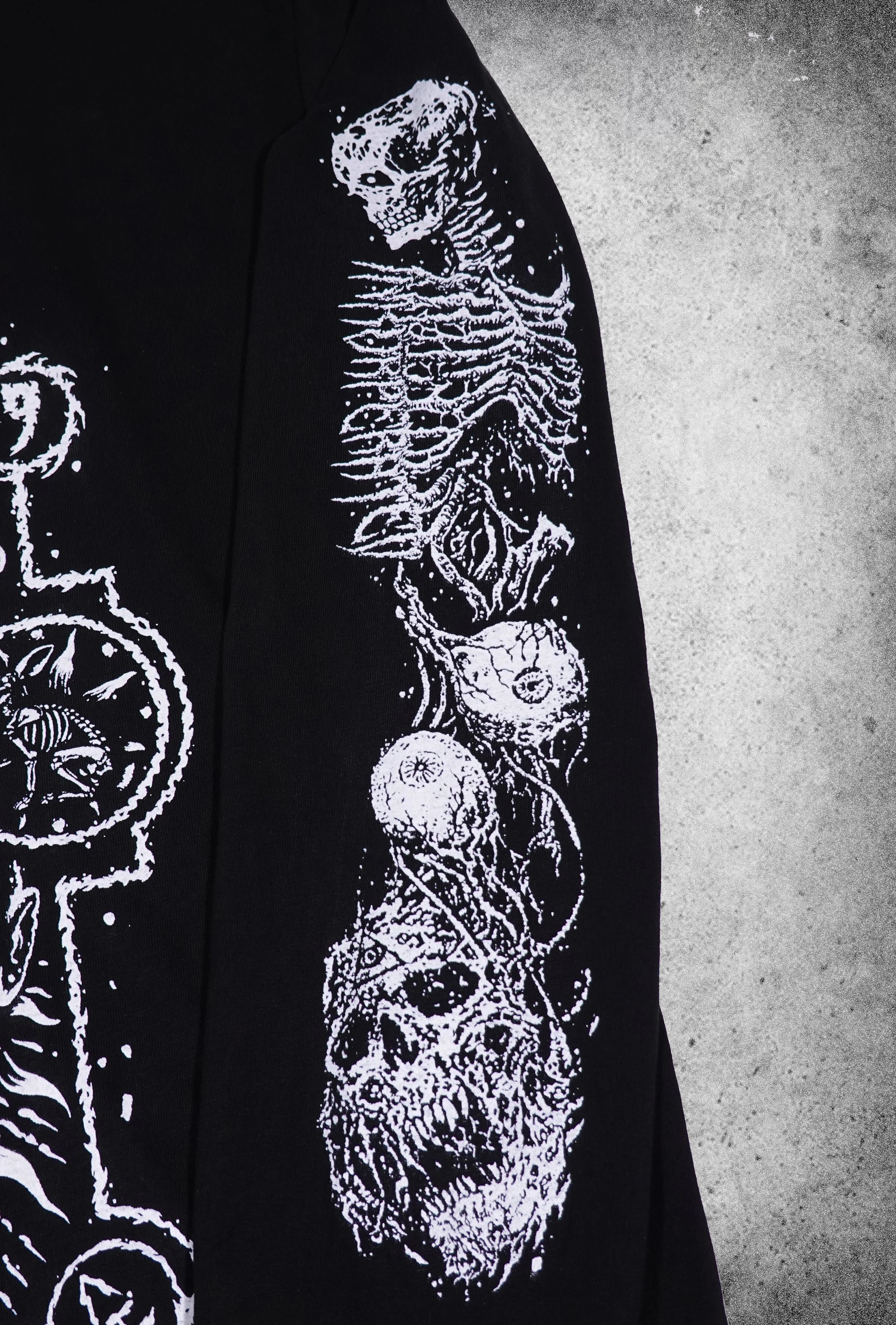 Longsleeve sleeve 2.jpg