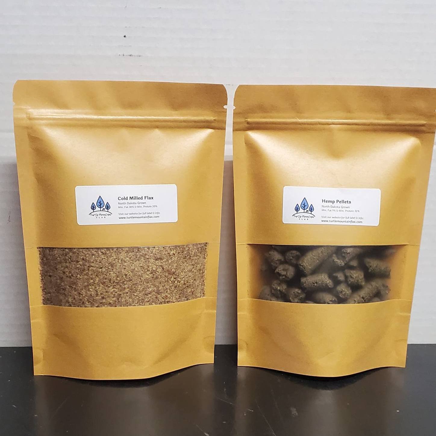 Just a reminder that we DO have sample sizes! ⬇️

Have a picky horse and not sure if they'll like it? Try this size first!
Only feeding a dog or a cat? Perfect size!
Gifts for barn mates or friends? These are great for that!

As always, free shipping
