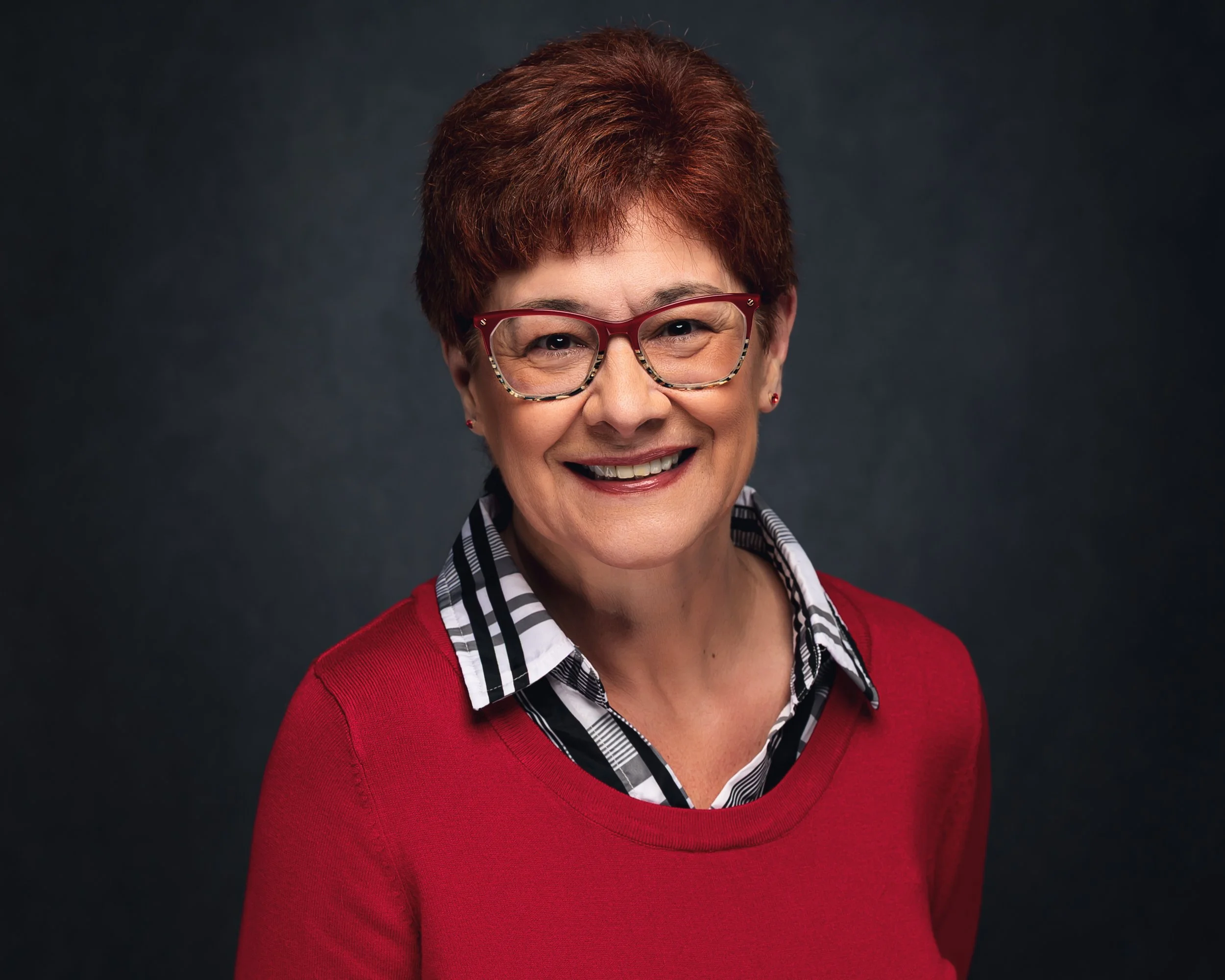 Business Headshot — Lebanon, MO | Legacy Luxe Studio