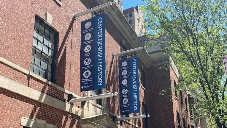 Sharing Stories at the Center for Jewish History