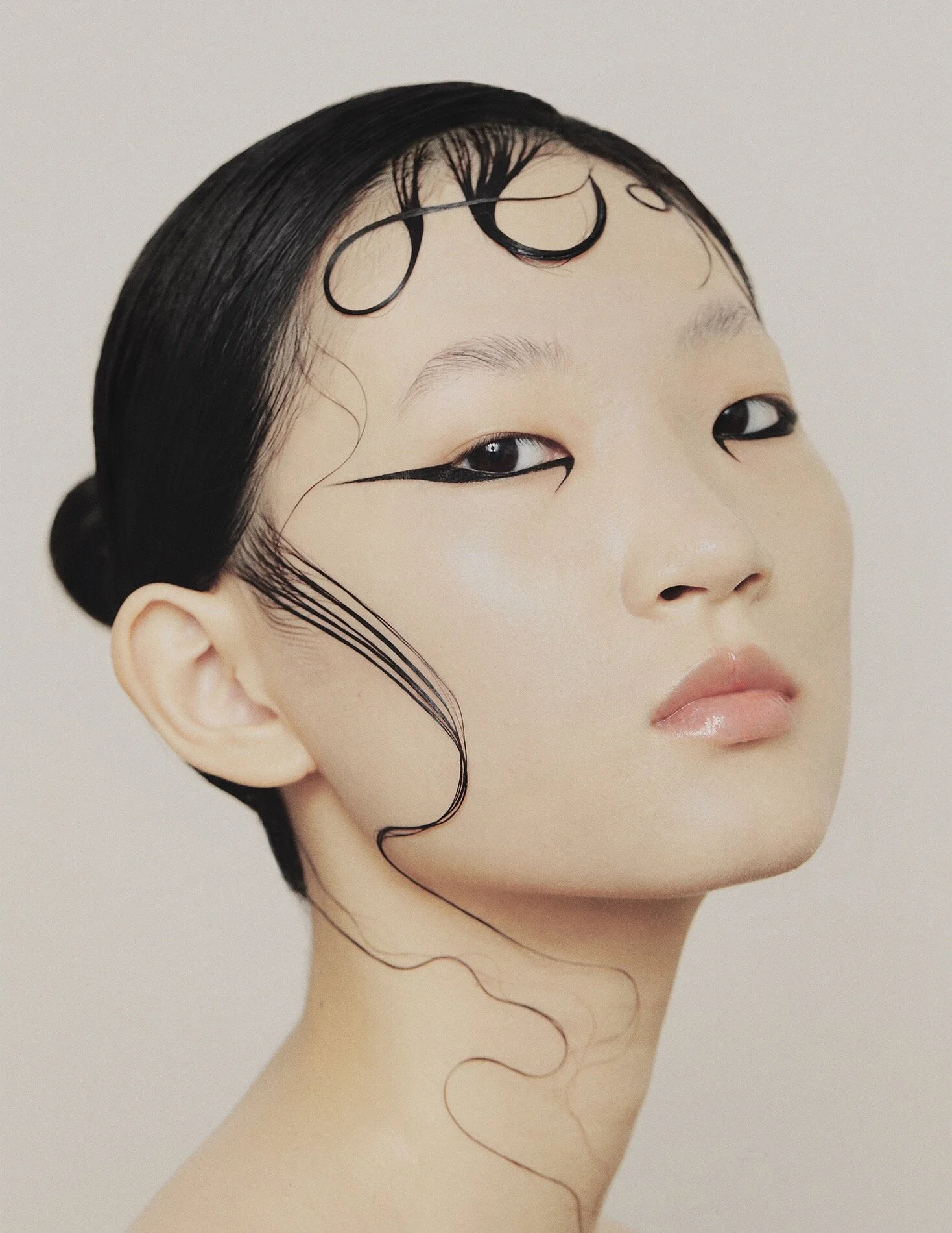 27thNov19_Beauty2330_RT_s_s.jpg