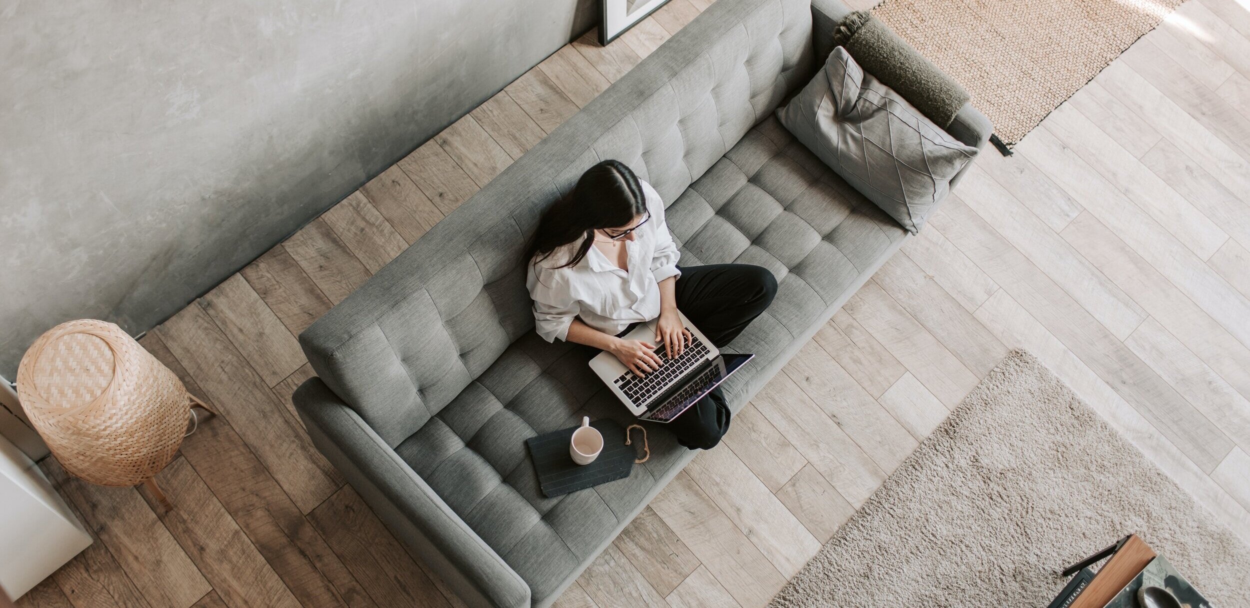 woman-using-laptop-at-home-4050303.jpg