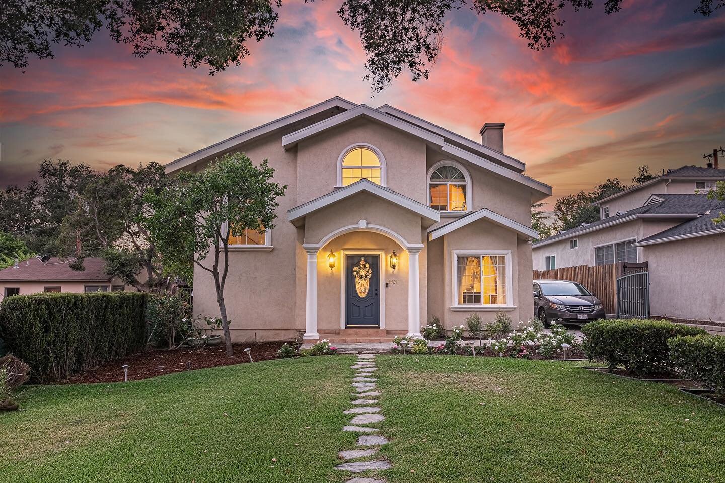 4421 Bel Aire Dr, La Canada Flintridge
✨OPEN HOUSE✨
This Saturday at 2-5 PM

4 BED / 3 BATH
2,766 SQ FT
LOT: 7,456 SQ FT

$2,295,000