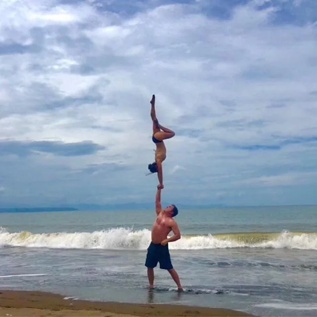 Anyone like stunting at the beach?
Follow @cheer.vision for more!
Follow @cheer.vision | #cheervision
(Cred: @equijano24)