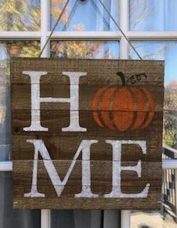 HOME - Pallet Sign with Pumpkin 