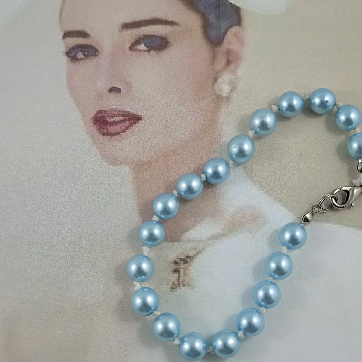 Luminous Powder Blue Simulated Pearl 7mm Glass Bead Hand Knotted 8 Inch Bracelet w Lobster Claw Clasp -1.jpg