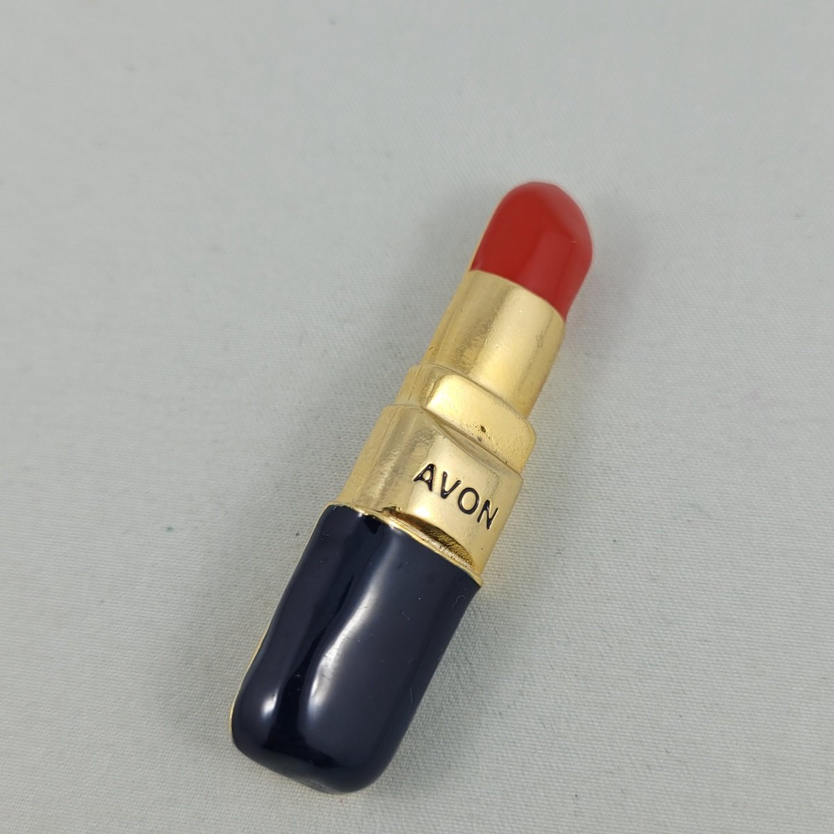 Avon Red Navy Gloss Enamel Gold-tone Lipstick Brooch.jpg