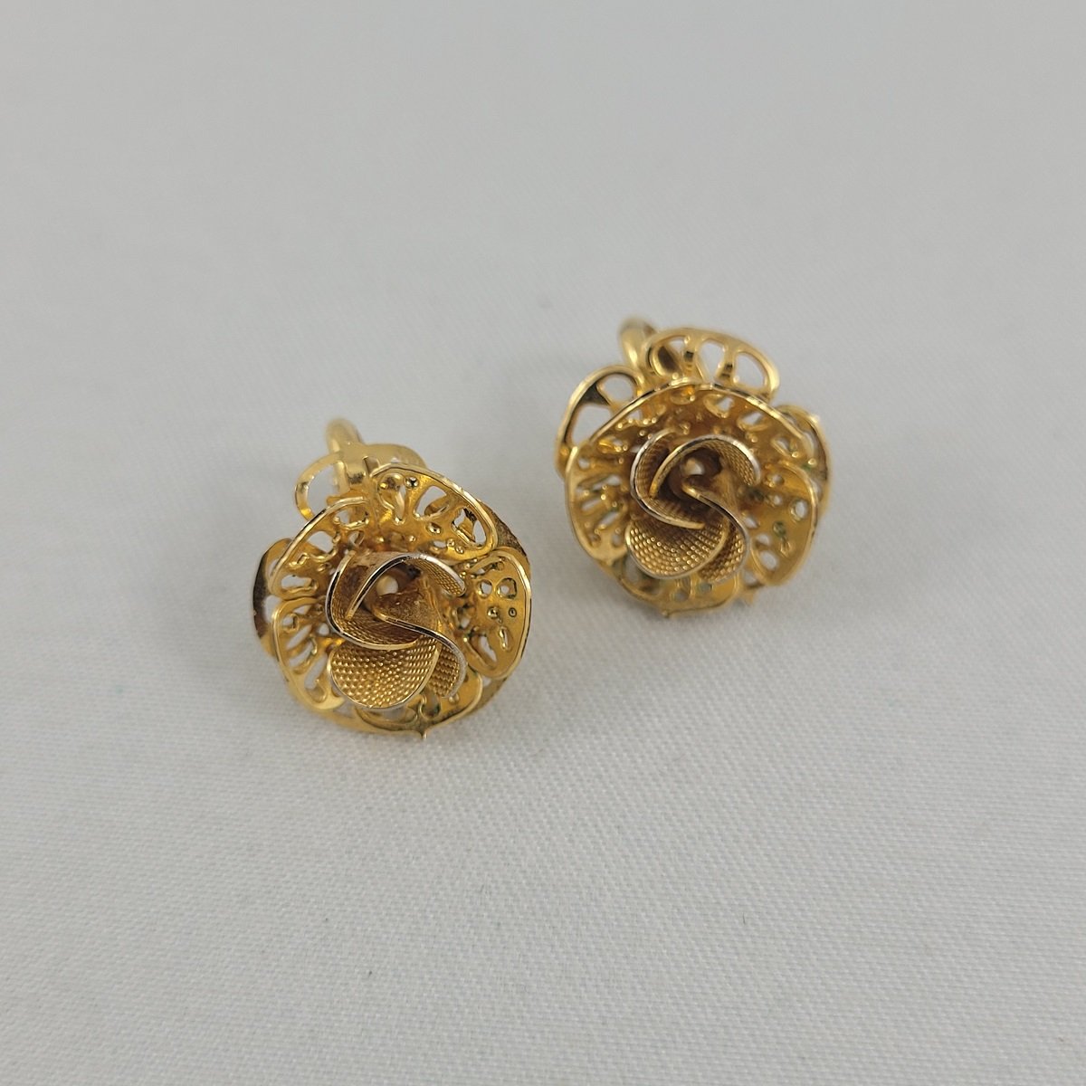 1960's Gold Filigree Rose Bud Flower Patented Hinge Clip-on .5 Inch Earrings
