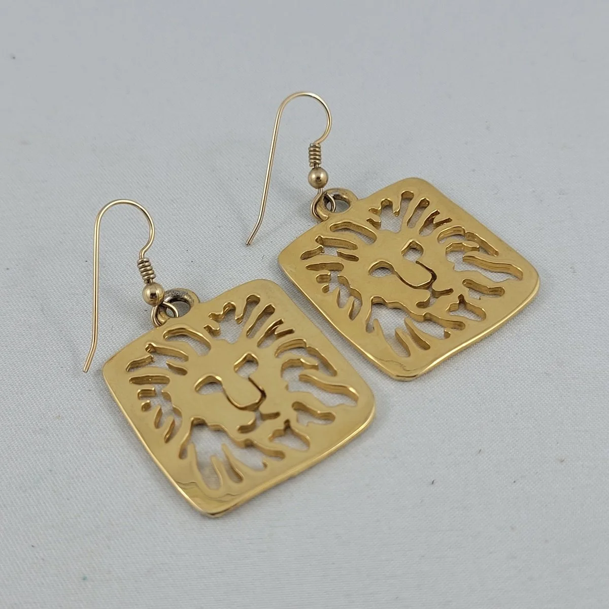 Anne Klein 1980s Iconic Logo Lion Head Cut Out Mirror-Polish Gold Square Pierced Earrings -4.jpg