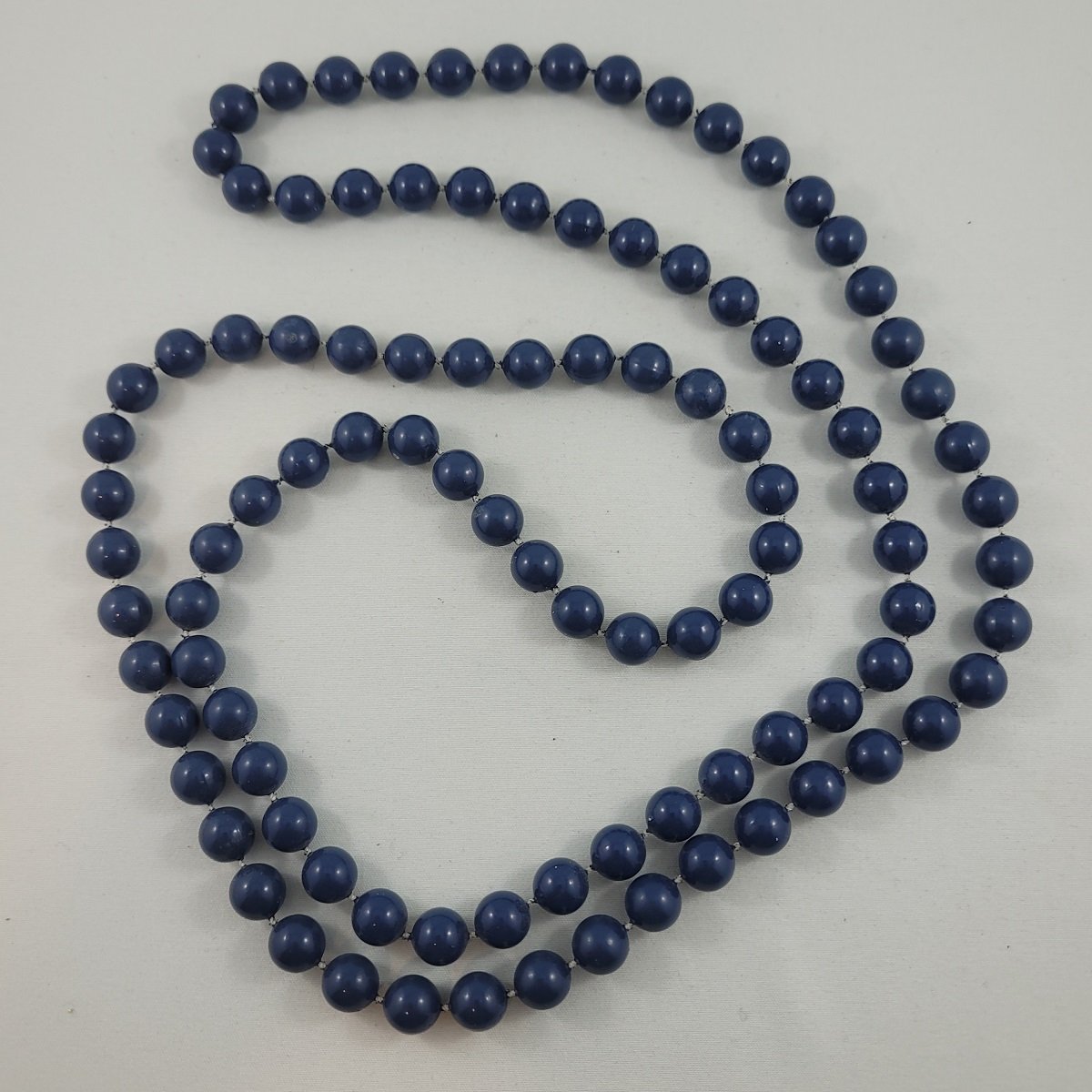 Navy Enameled Early Plastic Fixed 10mm Bead Beaded Loopable 47 Inch Rope Necklace