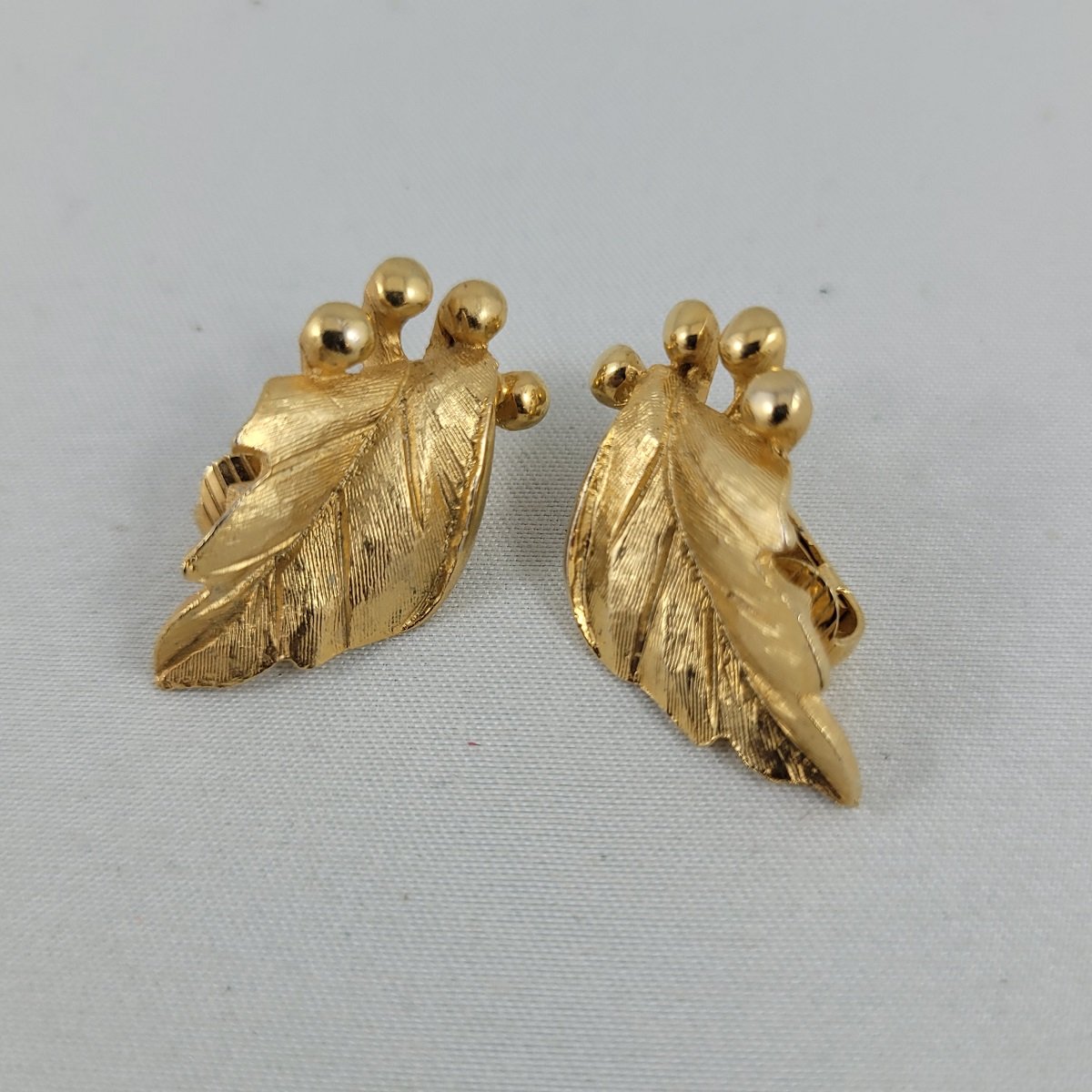 1960's Brushed Gold Plate Leaf and Berry 1 Inch Clip-on Earrings