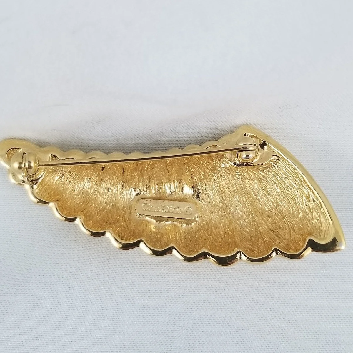 Christian Dior Signed Jeweled Cornucopia Horn of Plenty Boutique Enamel Crystal Gold Brooch Pin -1.jpg
