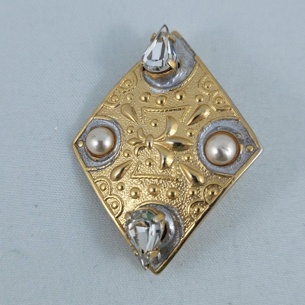 Fleur-de-Lis Curved Diamond Shape Repousse Pierced Hook Earrings with Double Pearls Prong Set Teardrop Clear Rhinestones -4.jpg (Copy)