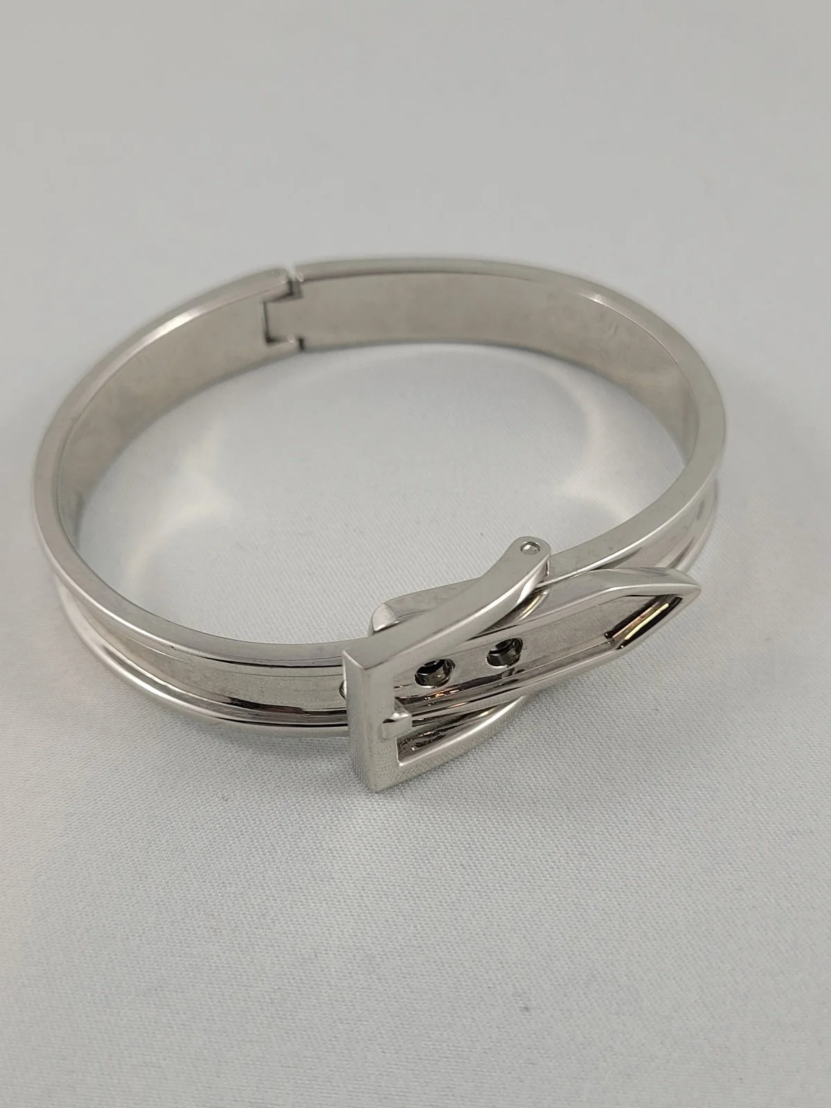 Unisex Polished Stainless Steel Belt Buckle Adjustable Hinged Bangle Bracelet Top View