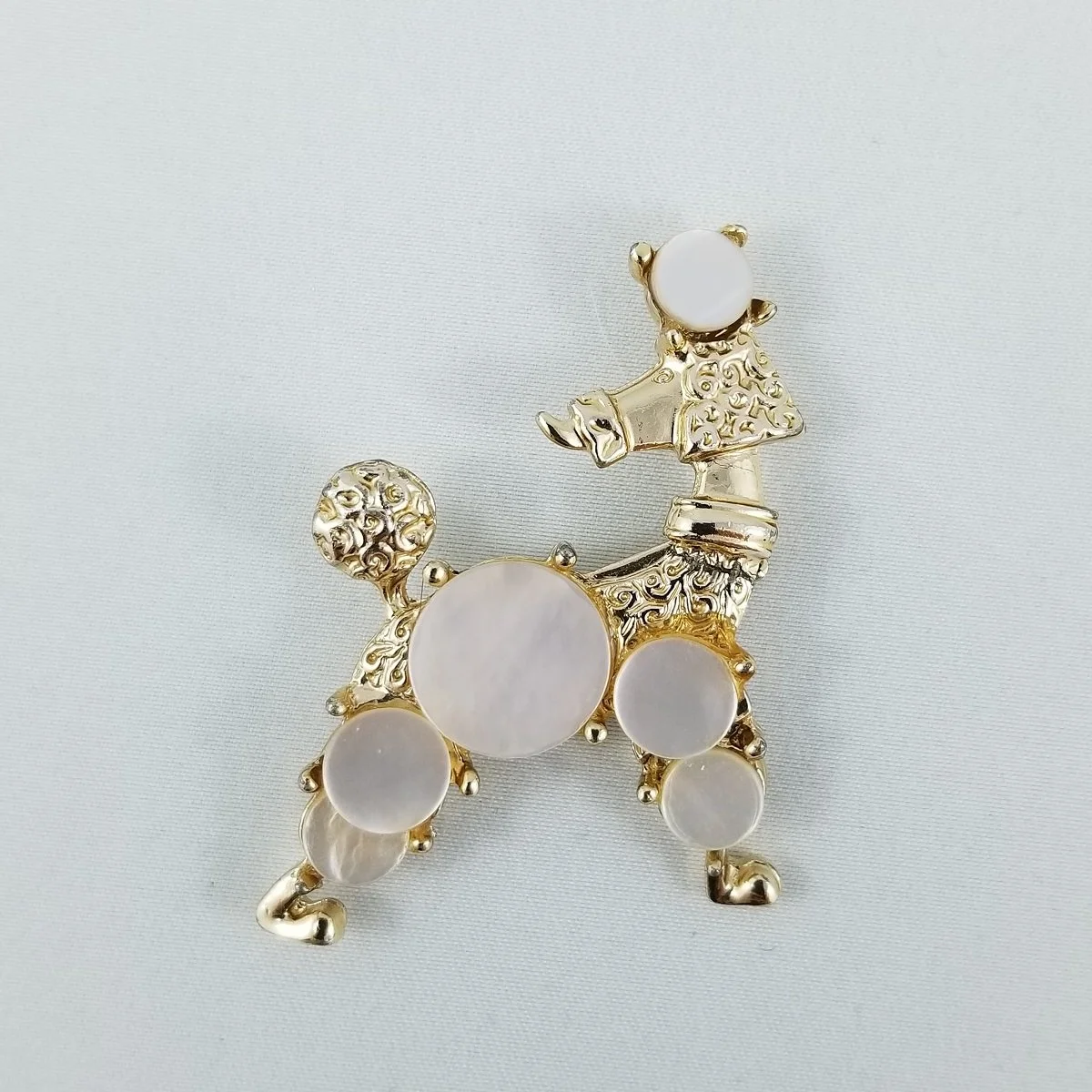 Marcel Boucher Inspired Mother of Pearl Disc Poodle Textured Gold-tone Brooch 5719