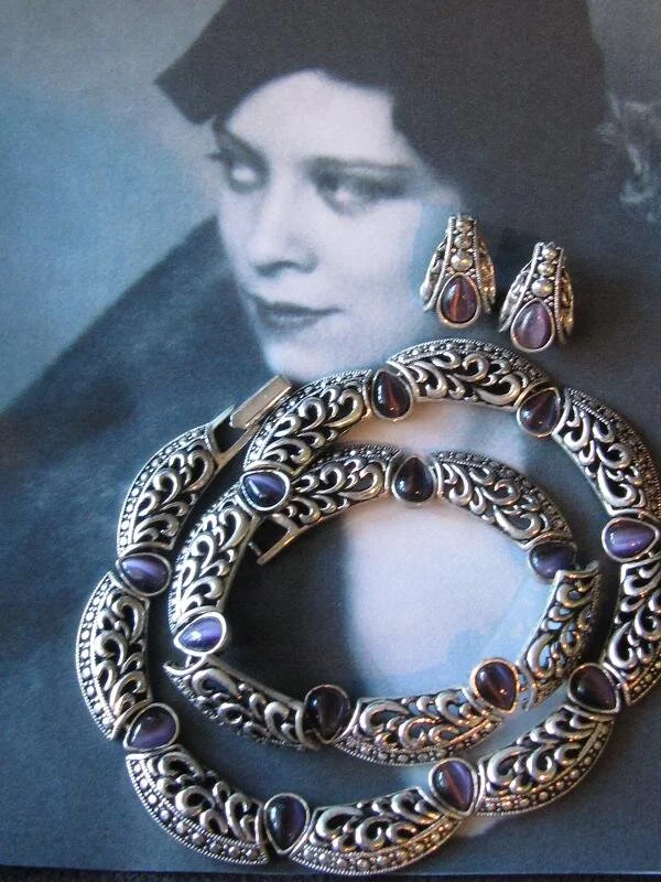 Avon NR Amethyst Moonglow Imitation Marcasite Silver-tone Openwork Necklace and Pierced Earrings Set