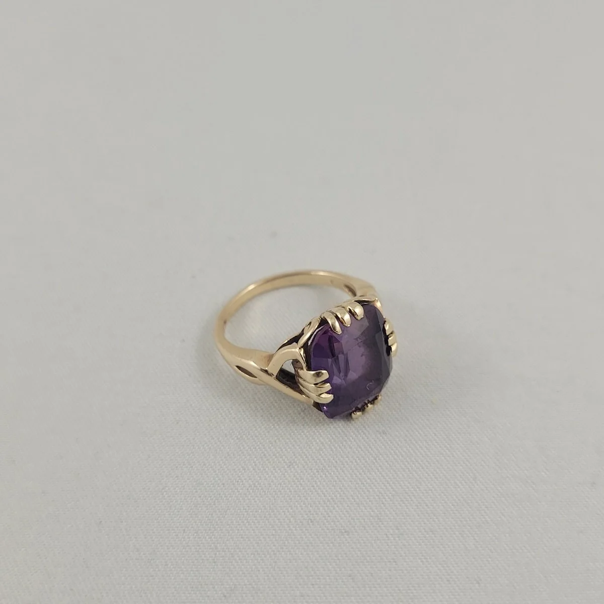 Baroque Radiant Cut Amethyst 10K Gold Hallmarked Stamped Ring Size 5