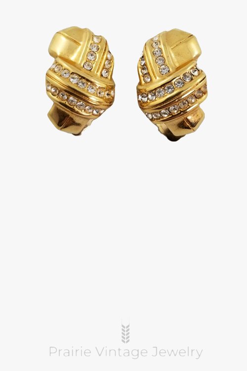 Chanel Gold Star Olive Faux Pearl Ear Cuff Earrings - LAR Vintage