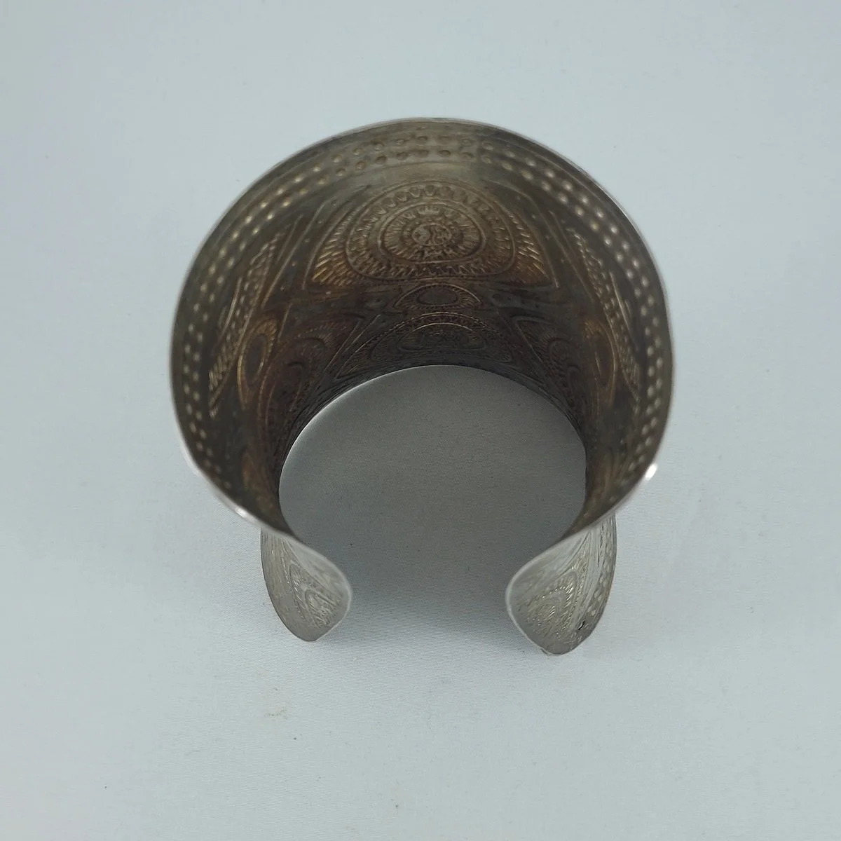 Egyptian Revival Cleopatra Extremely Wide Silver-tone Pliable Metal Relief Embossed Flared Open Cuff Bracelet 8 (Copy)