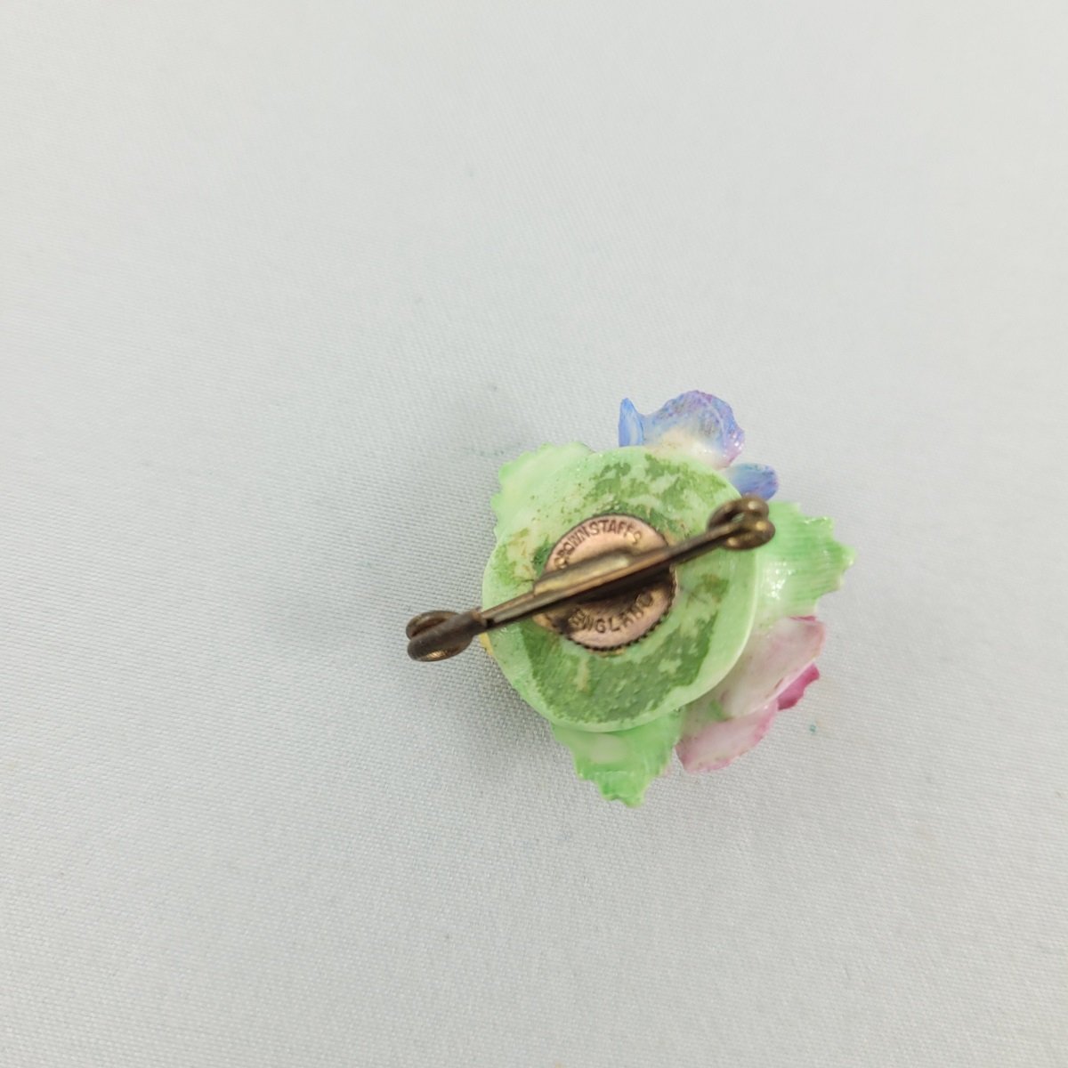 Crown Staffordshire Bone China 1950's Glazed Porcelain Triple Flower 1 Inch Brooch Made in England Backside