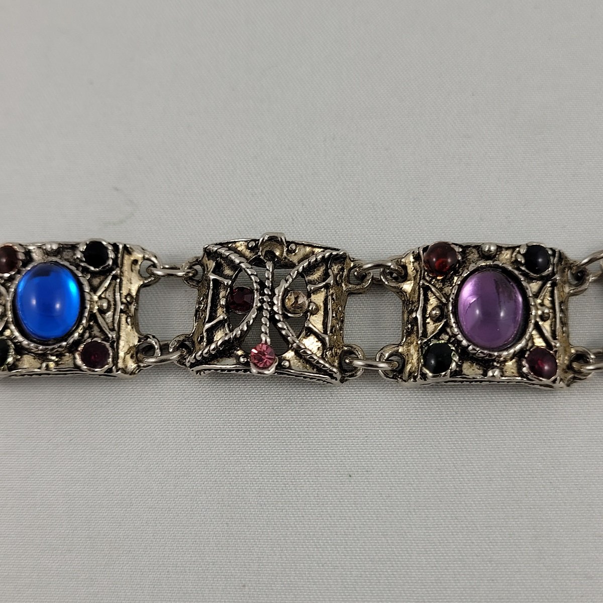 LJM Laurentian Jewellery Manufacturing Faux Gripoix Byzantine Etruscan Style Antiqued Silver Copper Panel Bracelet Closeup2