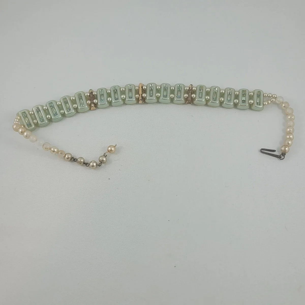 1950's Mint Green Rectangular Faux Pearl Gold Accent Bead Adjustable Choker Necklace -1.jpg