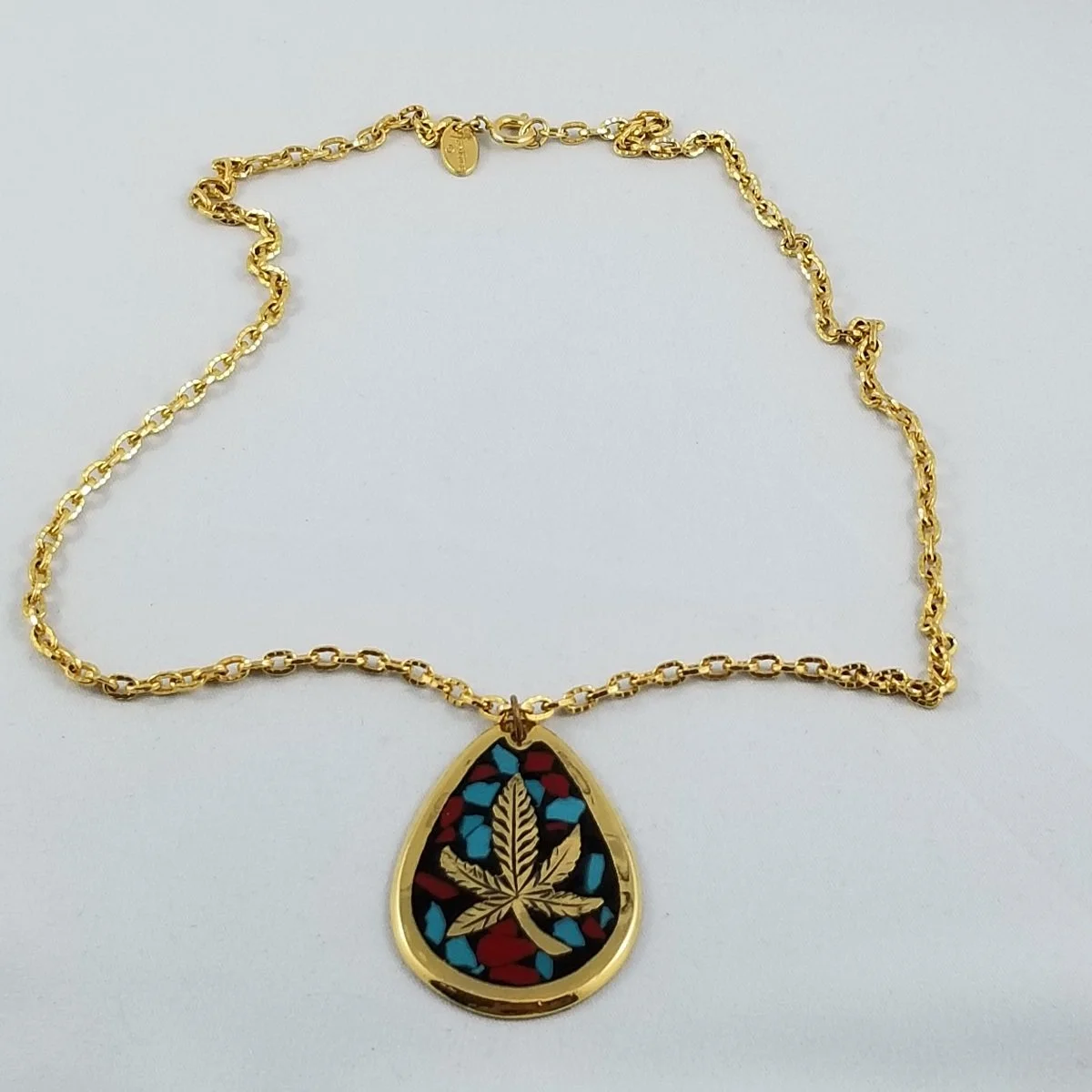 Vendome Carnelian Lapis Stone Mosaic Inlay Hemp Leaf Gold-tone Pendant Necklace -6.jpg