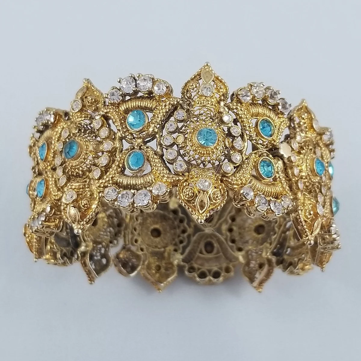 Etruscan Revival Vintage 1940s Aquamarine Clear Crystal Hinged 14K Gold Gilt Cannetille Bangle Statement Bracelet -7.jpg