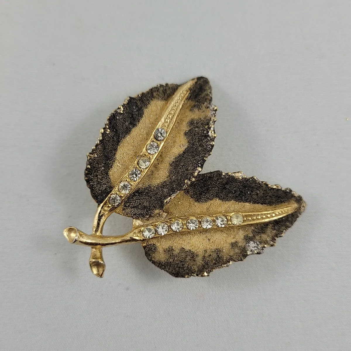 1950's - 1960's Sugar Glass Enamel Rhinestone Double Stemmed Leaf 2 Inch Gold Brooch