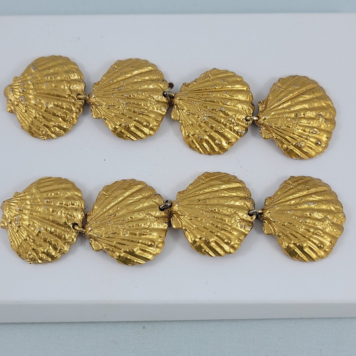 ZARA Satin Goldtone Scallop Shell Seashell Drop Dangle Earrings New Packaged 1124/017/303 Side View