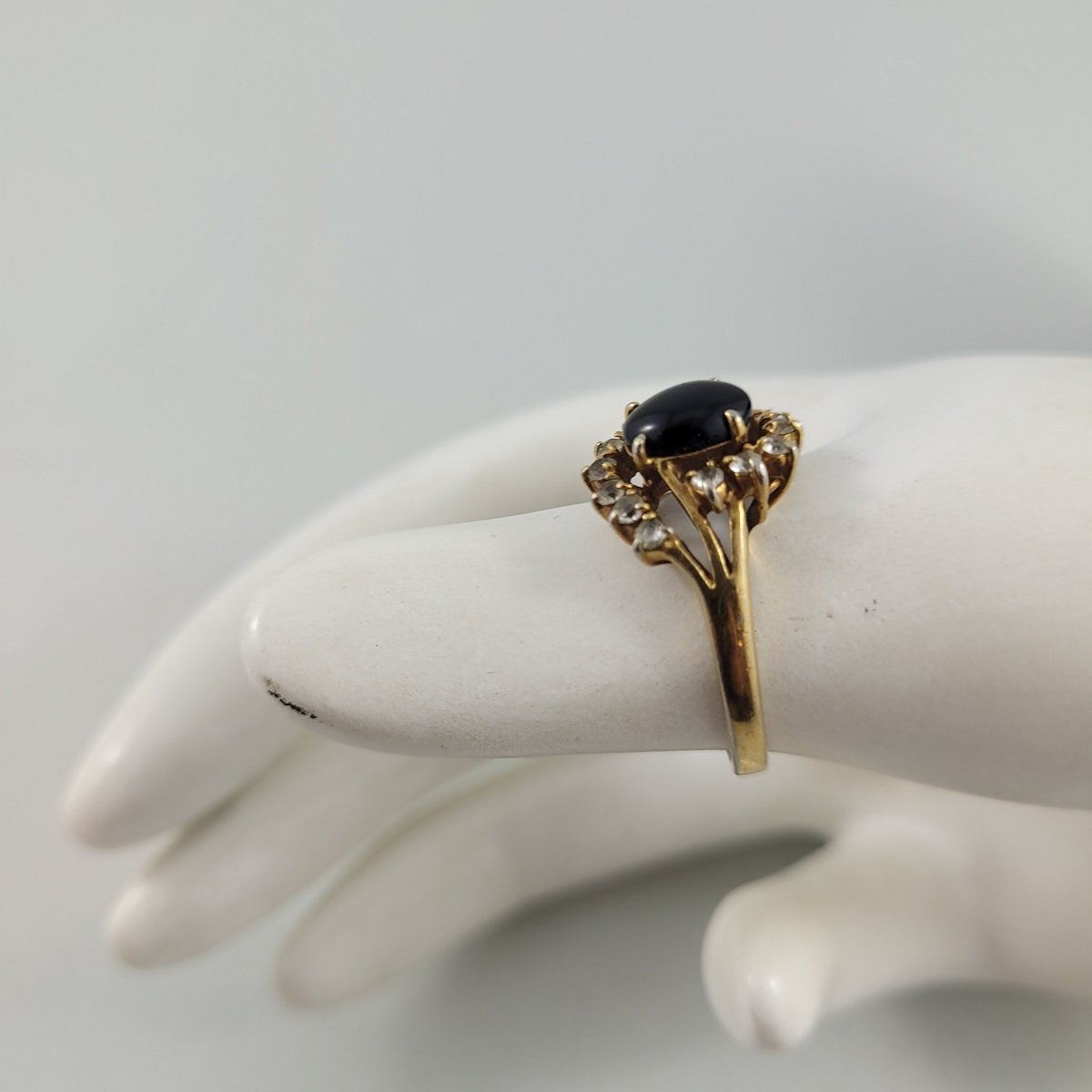 Onyx Stone Cabochon Simulated Diamond Open Back Gold Plated Ring Size 7.5 Left Close Up