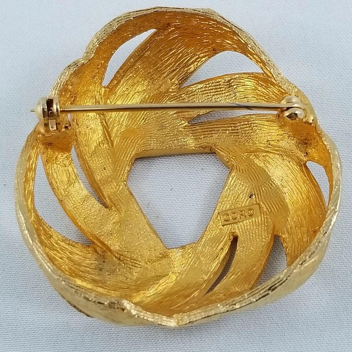 Coro Florentine Gilded Modernist Domed Pinwheel Brooch -2.jpg