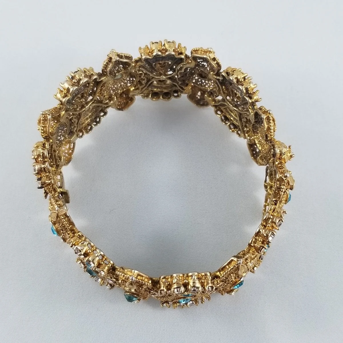 Etruscan Revival Vintage 1940s Aquamarine Clear Crystal Hinged 14K Gold Gilt Cannetille Bangle Statement Bracelet -2.jpg