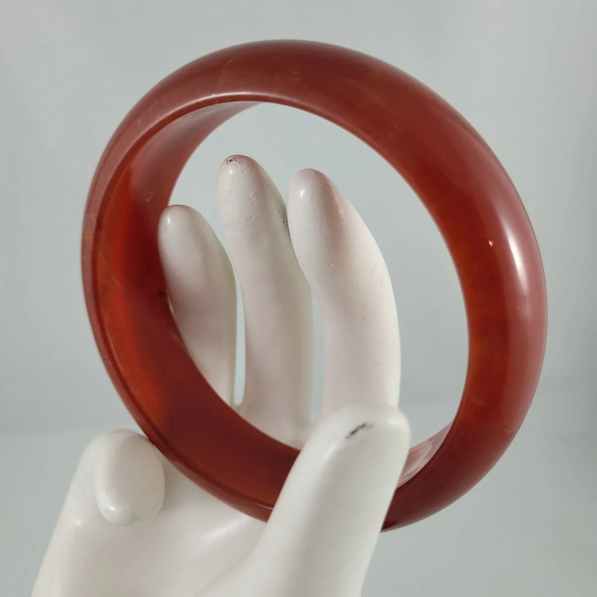 G Convert SA Oyonnax French Translucent Deep Caramel Seamless High Dome Rhodoid Bangle Bracelet -7.jpg (Copy)