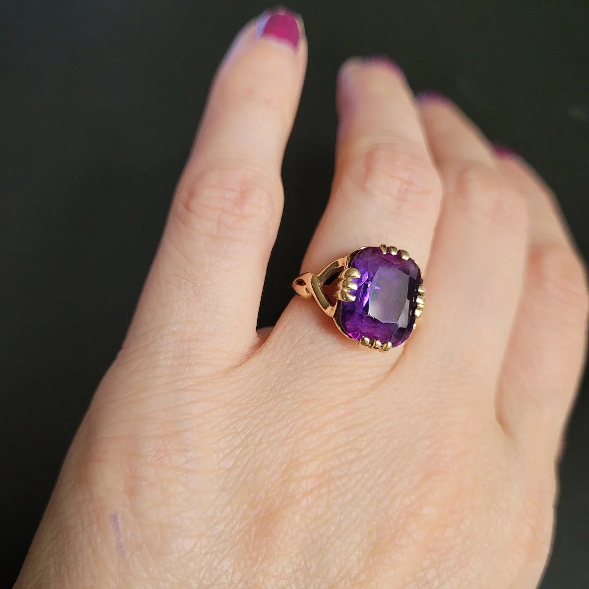 Baroque Radiant Cut Amethyst 10K Gold Hallmarked Stamped Ring Size 5