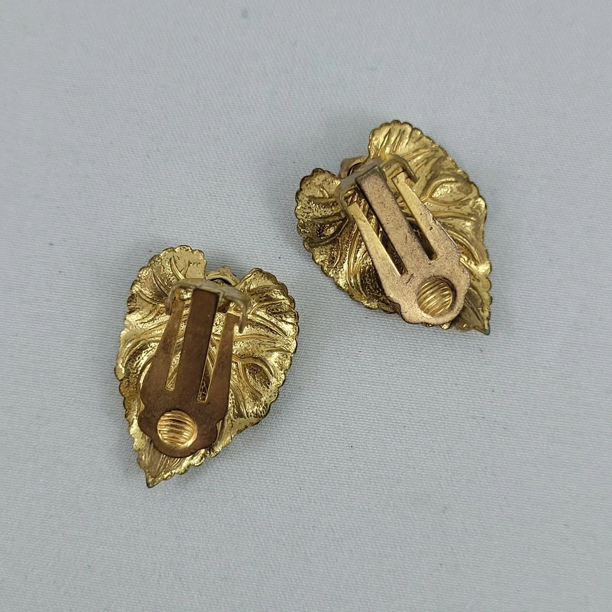 Marvella Gold Plated Naturelle Granulated Textured Organic Leaf Clear Rhinestone Clip-on Earrings -2.jpg (Copy)