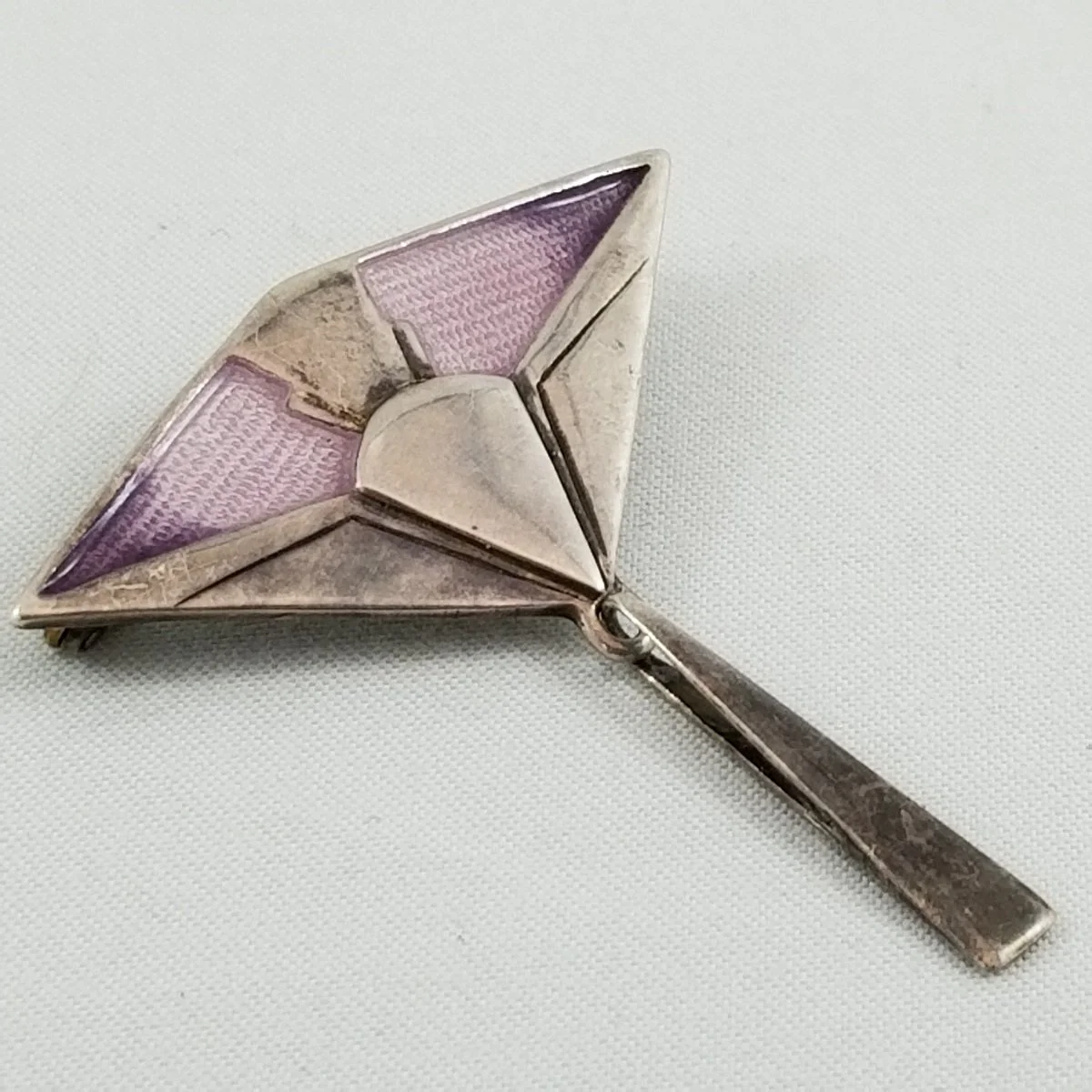 Pat Cheney Scottish Jugendstil Art Nouveau Style Guilloche Enamel 925 Sterling Silver Fan Drop Brooch -2.jpg (Copy)